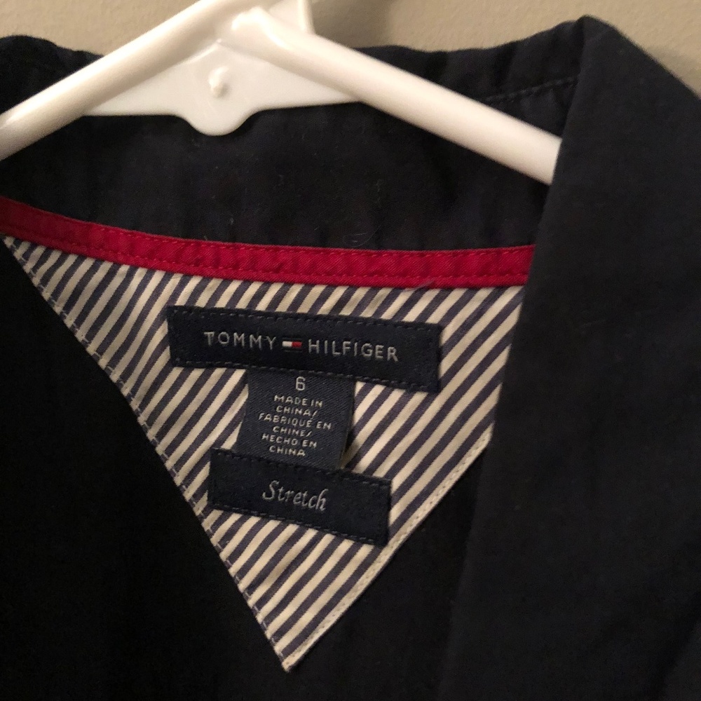 Tommy Button Down - Picture 3 of 5